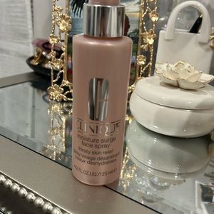 Clinique mouse surge face